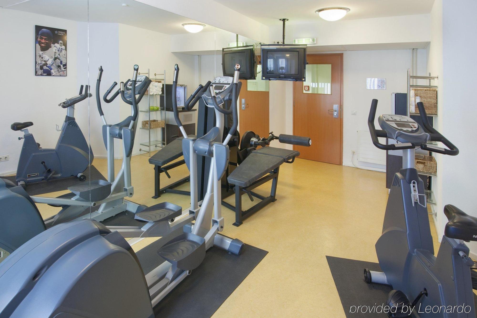 Holiday Inn Berlin City Center East Prenzlauer Berg By Ihg Facilidades foto