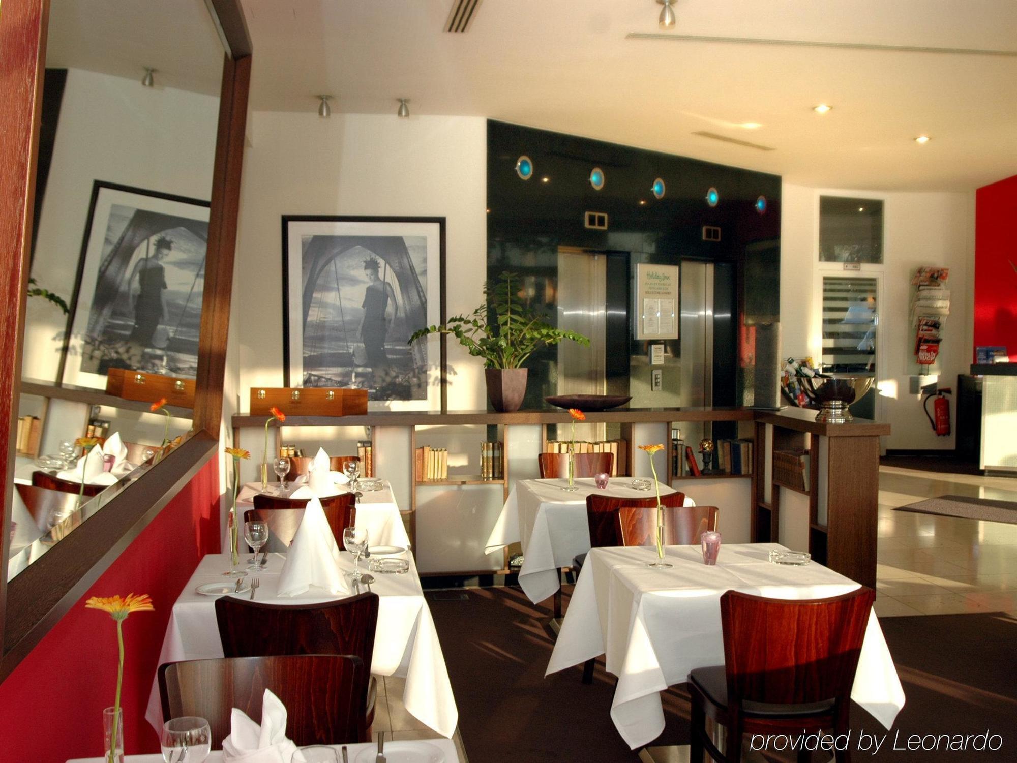 Holiday Inn Berlin City Center East Prenzlauer Berg By Ihg Restaurante foto