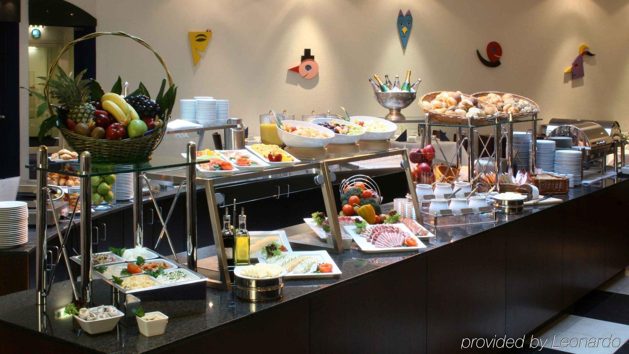 Holiday Inn Berlin City Center East Prenzlauer Berg By Ihg Exterior foto
